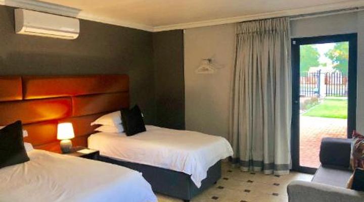 Modern Goldfields Apartment