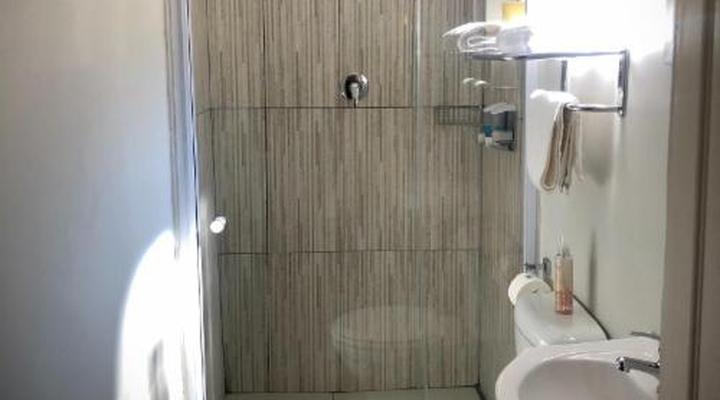 Modern Goldfields Apartment