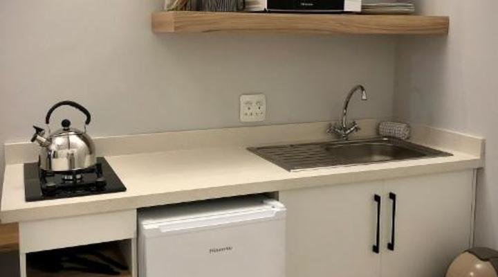 Modern Goldfields Apartment