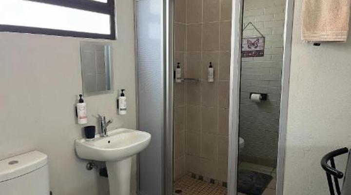 La Belle Guesthouse Parys