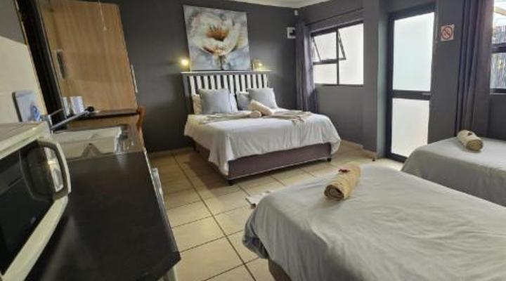 La Belle Guesthouse Parys
