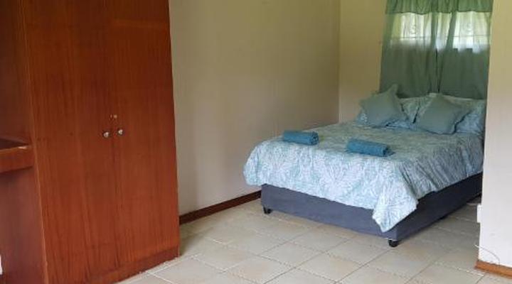 Swallowfield Rondavels