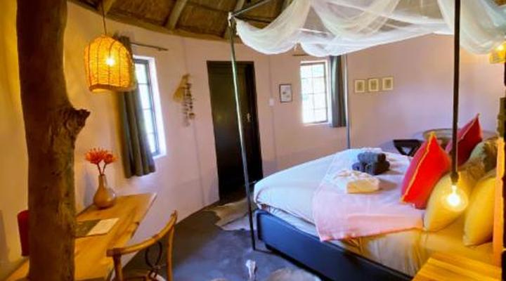 Addo African Home, Restaurant & Safari