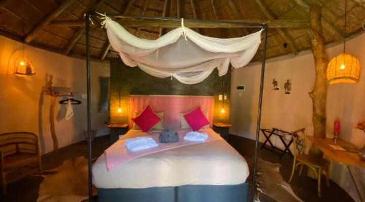 Addo African Home, Restaurant & Safari