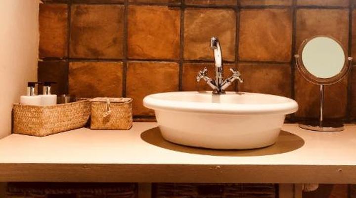 Addo African Home, Restaurant & Safari