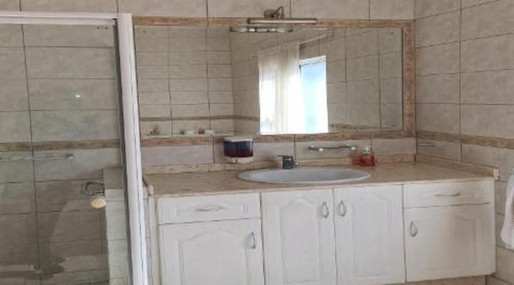 All Seasons Boutique Hotel