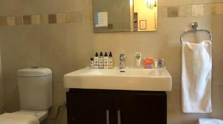 Wellington Country House