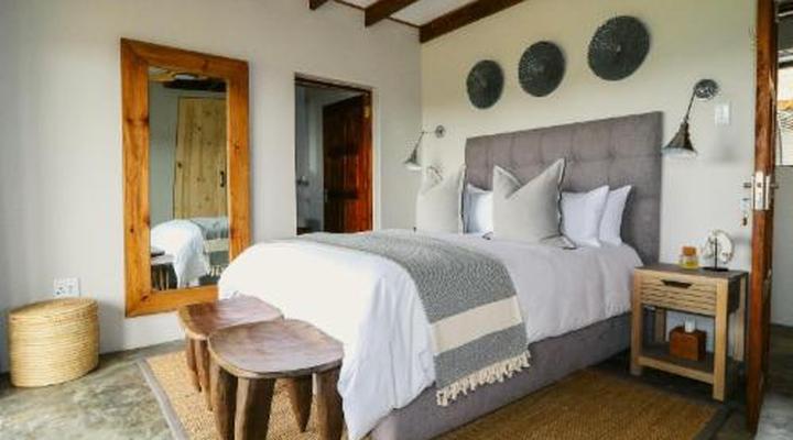 Barefoot Addo Elephant Lodge