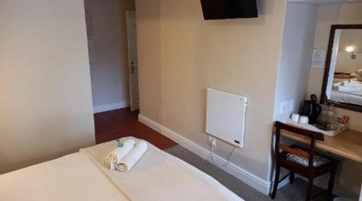 137 High Street Guest House