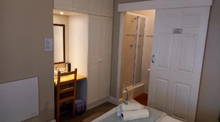 137 High Street Guest House