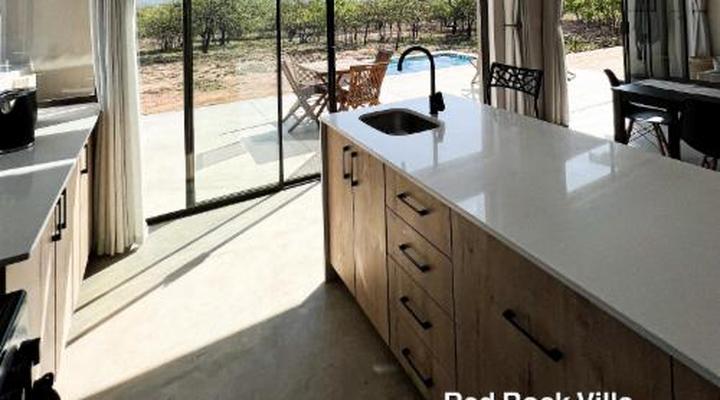 24 Degrees Self Catering