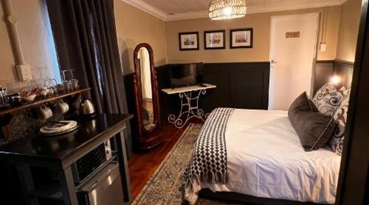 Wolwedans Guest Manor