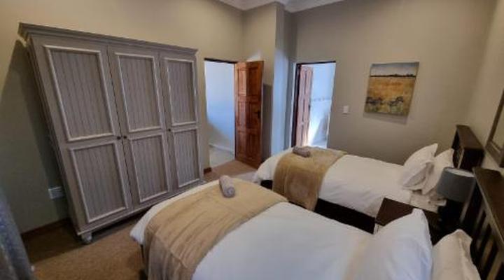 Blue Crane Farm - Trout and Wildlife Estate - Dullstroom