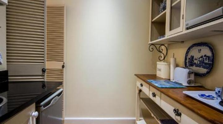 Maison - H Guest House