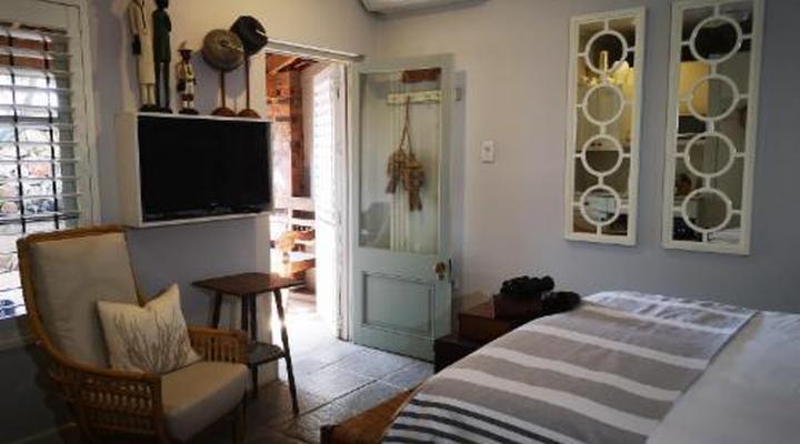 Maison - H Guest House