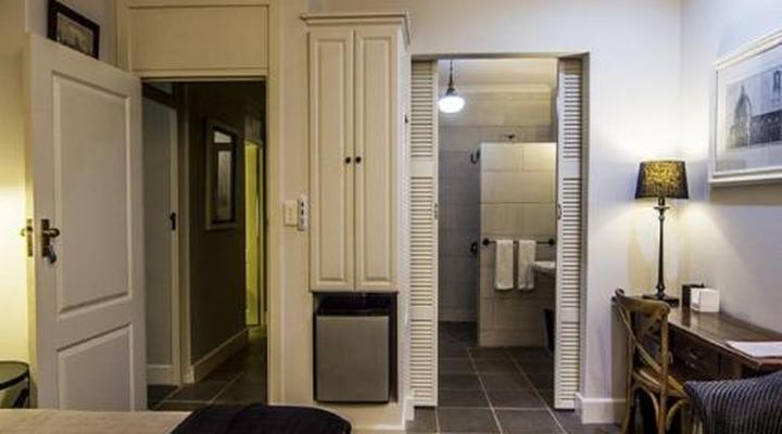 Maison - H Guest House