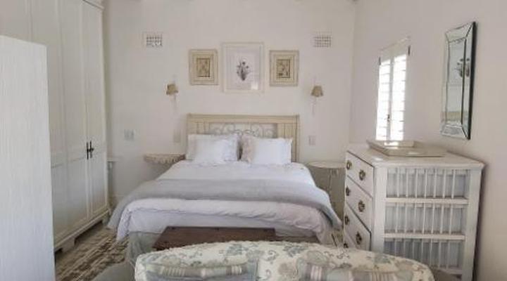 Maison - H Guest House