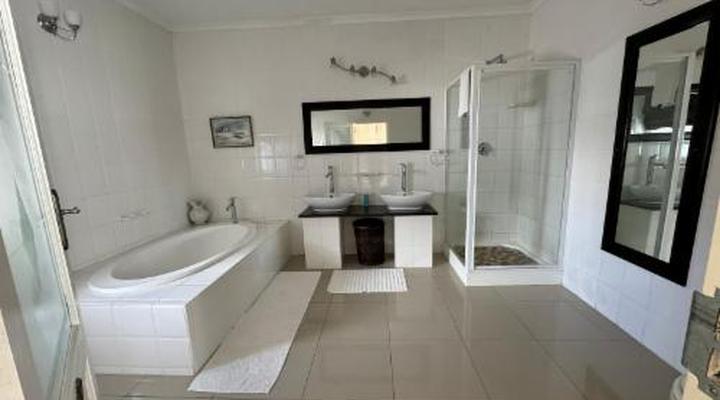 Blue Diamond Lodge Springbok