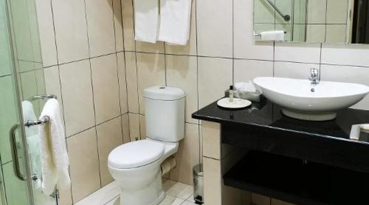 African Sky Hotels: Newcastle Inn