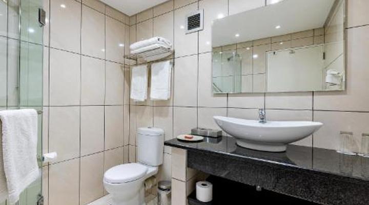 African Sky Hotels: Newcastle Inn