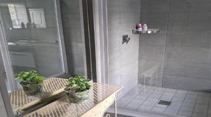 Jakkalsdraai Guesthouse