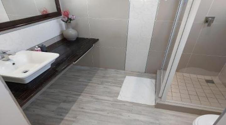 Riverview Guest House