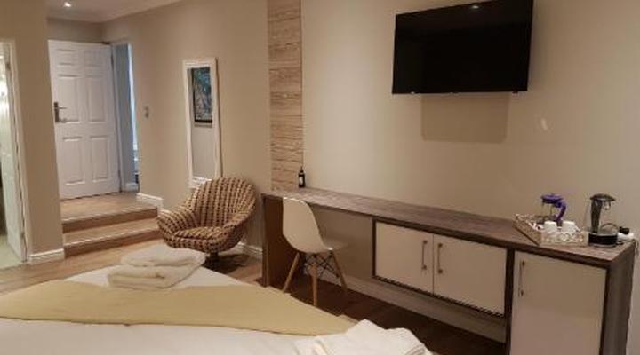 Riverview Guest House