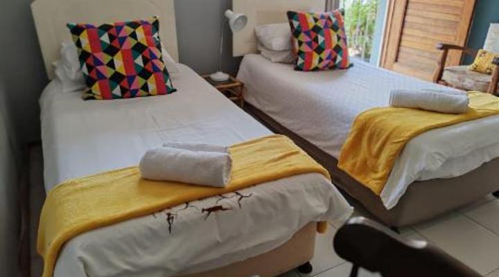 Suzie's Coffee Shop Bed & Breakfast