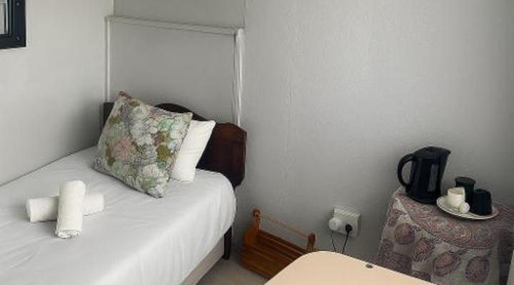 Suzie's Coffee Shop Bed & Breakfast