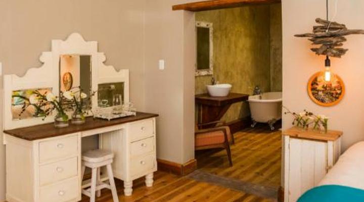 Three Birds Country House