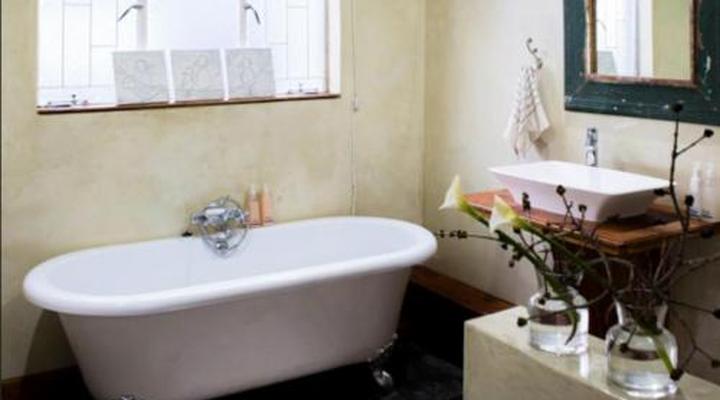 Three Birds Country House