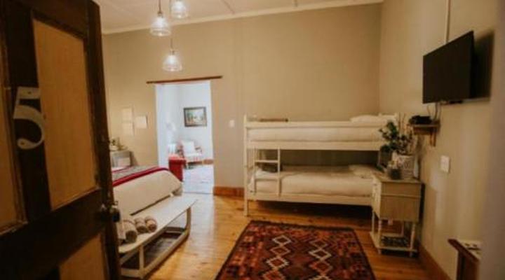 Three Birds Country House