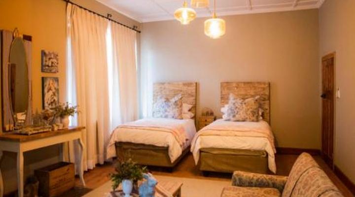 Three Birds Country House