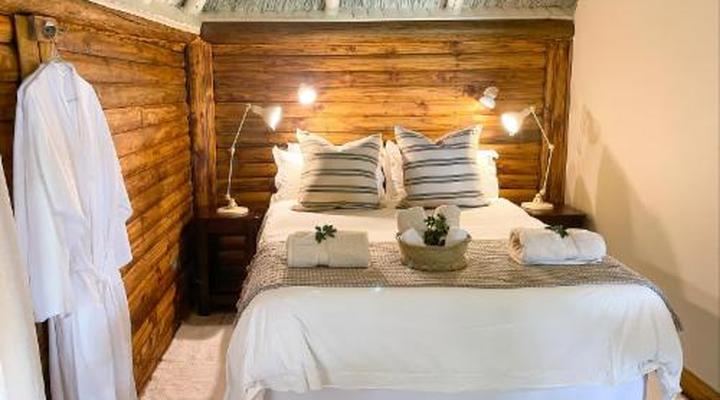 iKhaya LamaDube Game Lodge