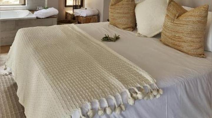 iKhaya LamaDube Game Lodge