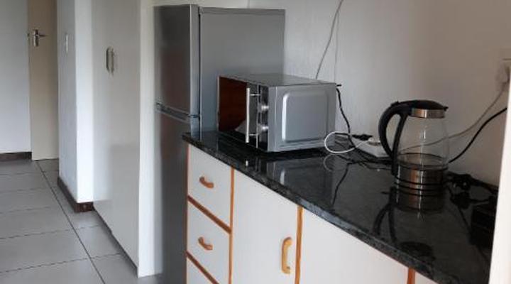 8 Ibis Lane Guest House