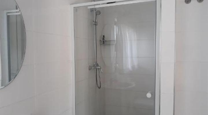 8 Ibis Lane Guest House