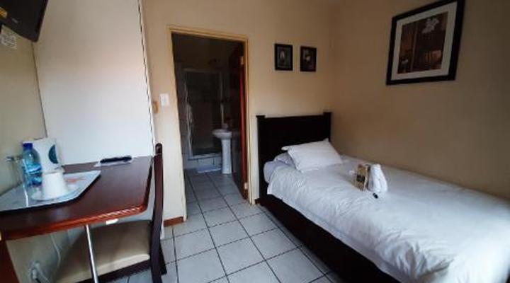 Marlot Guest House and B&B