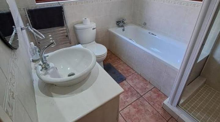 Clarens Butterfly Villa