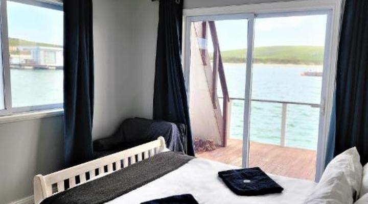 Kraalbaai Lifestyle House Boats