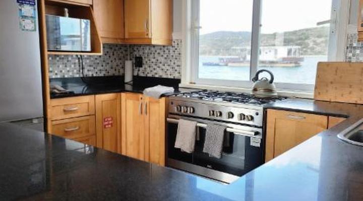 Kraalbaai Lifestyle House Boats