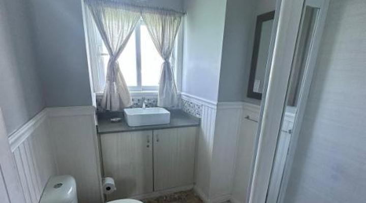 Kraalbaai Lifestyle House Boats