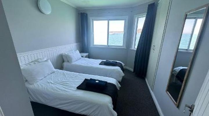 Kraalbaai Lifestyle House Boats