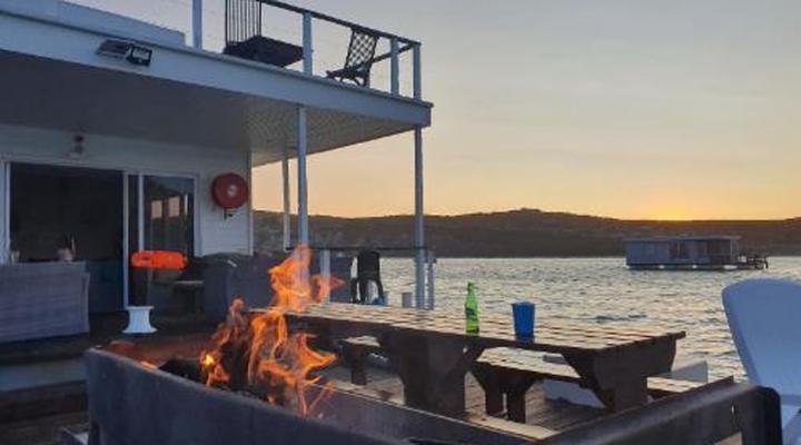 Kraalbaai Lifestyle House Boats