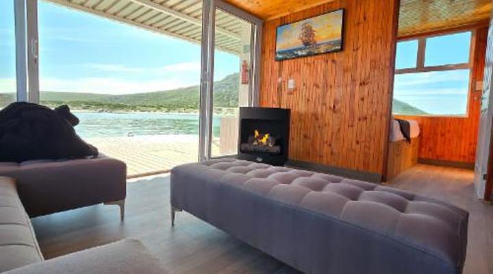 Kraalbaai Lifestyle House Boats