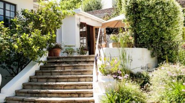 Hillingdale on Alexandra