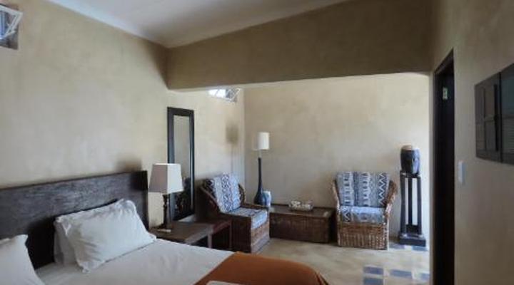 Sunset Lodge & Safaris