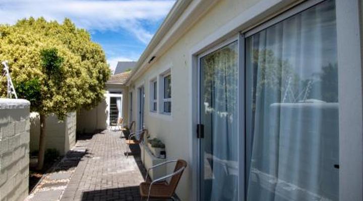 Saffron House Guesthouse