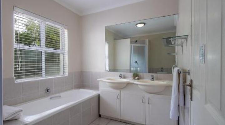 Saffron House Guesthouse