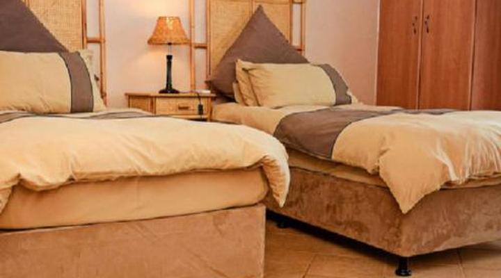 Mahikeng Lodge - Magaliesburg